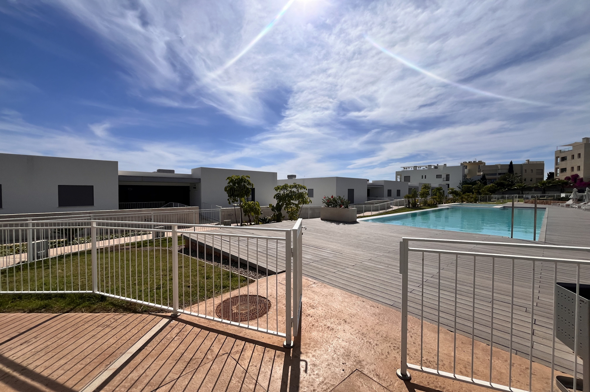 Resa Estates Ibiza apartment for sale te koop zeezicht sea views Cala gracio community area.jpeg